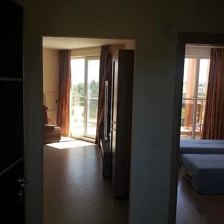 Daire Sozopoli Hills Nemski Apartments B9