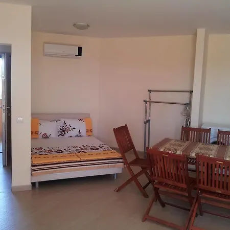 Sozopoli Hills Nemski Apartments B9 * Süzebolu